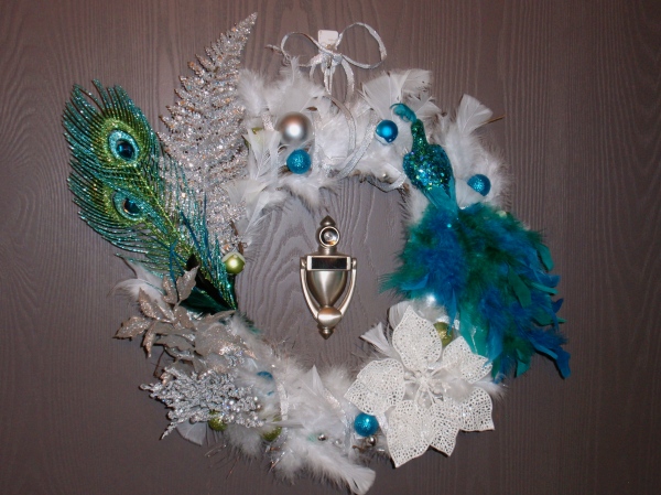isteph215.wordpress peacock wreath